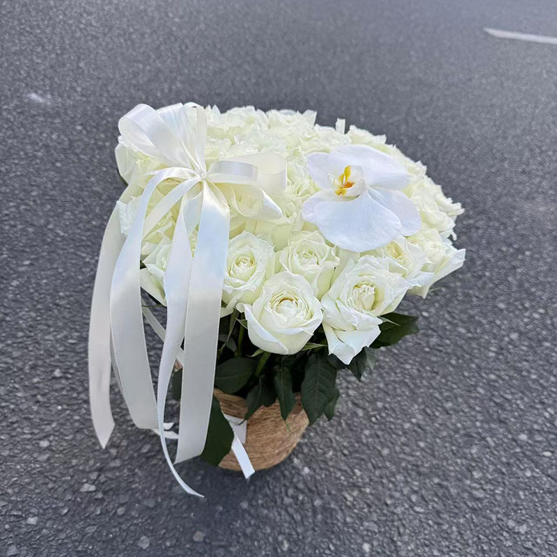 【小时达】99朵红玫瑰法式草编抱抱桶生日花束鲜花速递同城送女友,淘宝优惠券,粉丝福利购,淘宝优惠卷