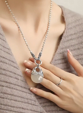 925银唐草纹钱袋圆珠气质毛衣链