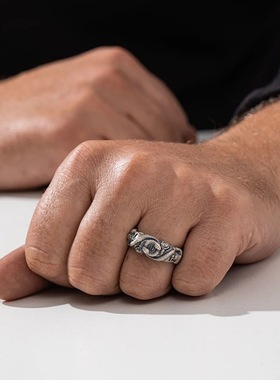 复古骷髅头蛇缠绕戒指男女暗黑系哥特风朋克夸张个性指环配饰品