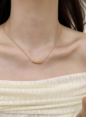 极简主义！可水洗金色气质小茄子项链几何弯管钛钢不掉色锁骨链女