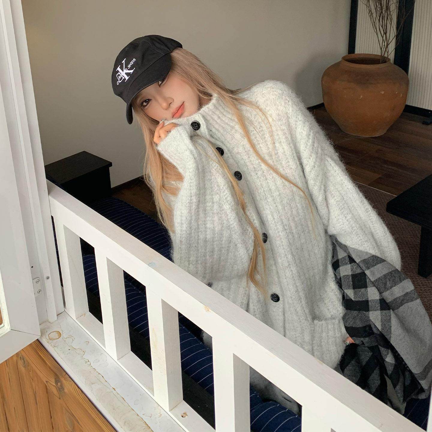 饭饭又饿了慵懒氛围感高领毛衣外套女秋冬休闲简约软糯百搭开衫,淘宝优惠券,粉丝福利购,淘宝优惠卷