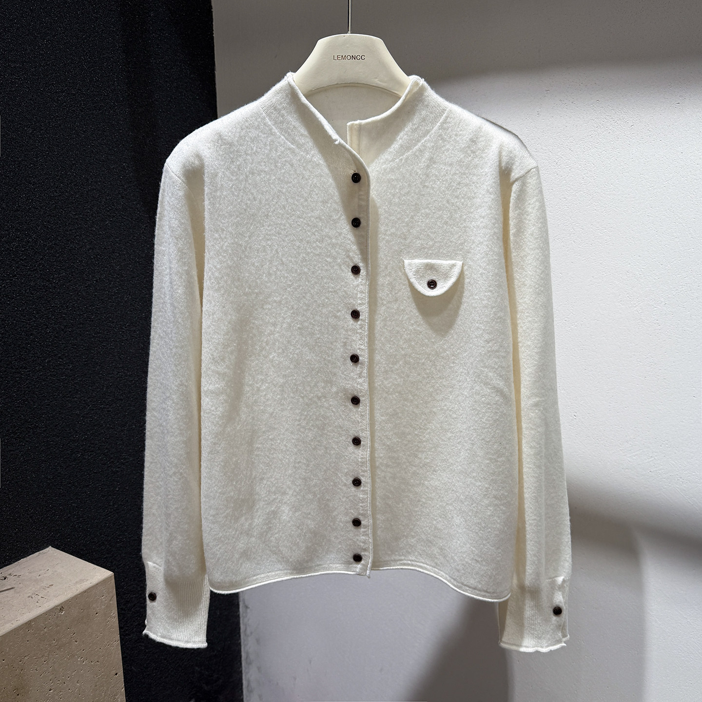 2025新款时尚立领单排扣口袋纽扣羊毛针织开衫女百搭毛衣显瘦上衣,淘宝优惠券,粉丝福利购,淘宝优惠卷