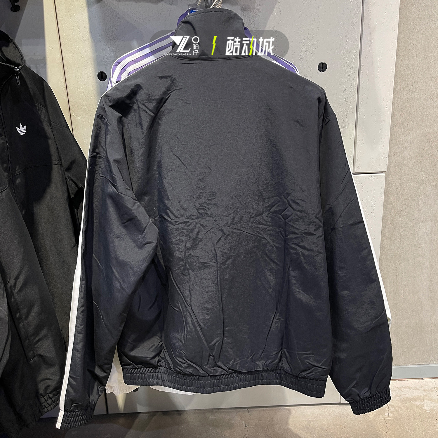 阿迪达斯三叶草男女25年新款经典款梭织三条纹立领夹克外套KB2466,淘宝优惠券,粉丝福利购,淘宝优惠卷