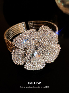 新款欧美夸张镶钻花朵开口手镯轻奢高级感气质手环小众个性手饰女