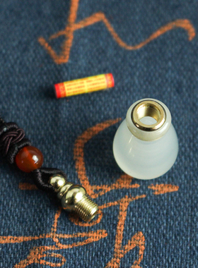 空心可打开装东西吊坠玉石