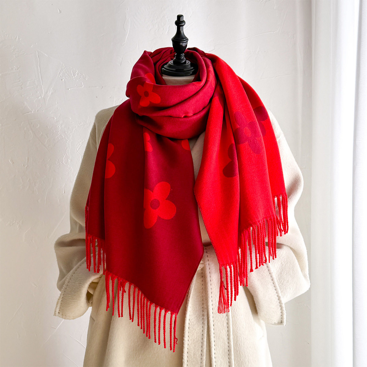 中国红新年仿羊绒围巾女2025冬季新款本命年喜庆红色加厚保暖围脖,淘宝优惠券,粉丝福利购,淘宝优惠卷