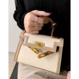 Маленькая сумка через плечо, сумка на одно плечо, изысканный стиль, коллекция 2023