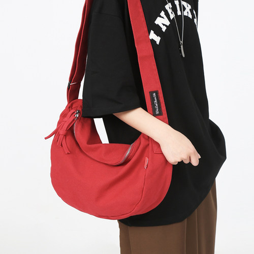 帆布包女饺子包新款大容量日系通勤大学生上课托特红色单肩斜挎包 - 图1