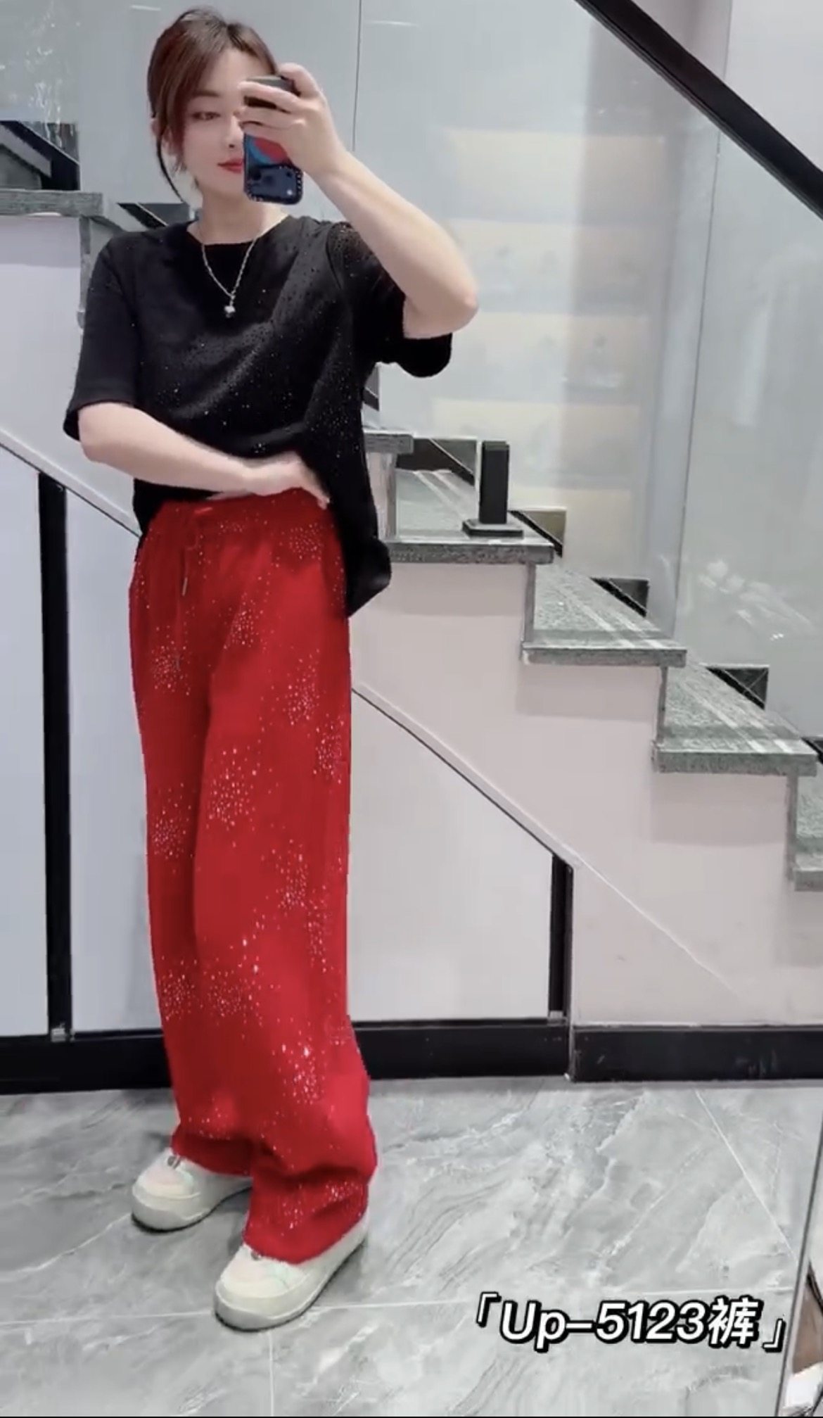 UP潮牌5123春加大码弯刀裤 松紧腰抽绳设计烫钻百搭休闲毛呢裤子,淘宝优惠券,粉丝福利购,淘宝优惠卷