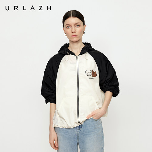 URLAZH有兰秋季新款萌趣U等等黑白拼色插肩袖休闲宽松连帽外套女 - 图0