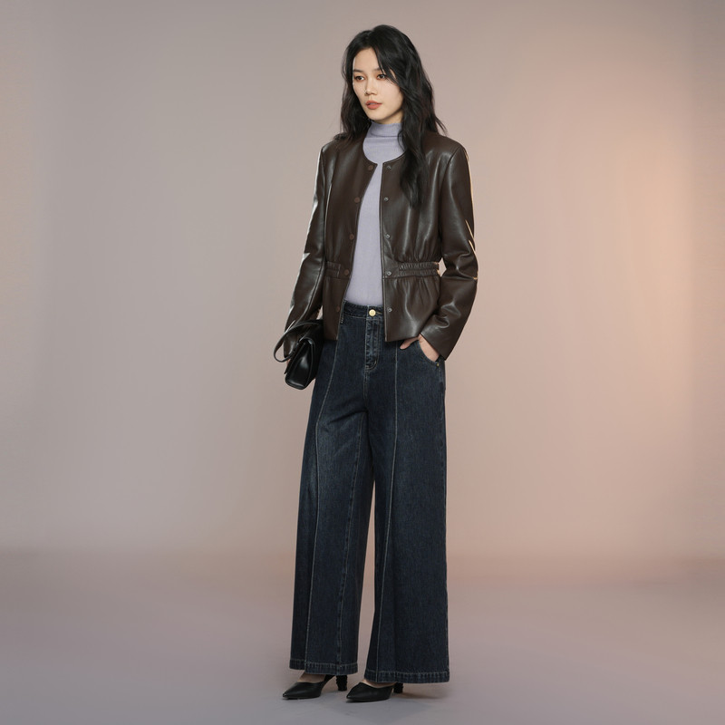 XG雪歌抽褶设计深咖色短外套2025秋季新款通勤简约皮质圆领外套女,淘宝优惠券,粉丝福利购,淘宝优惠卷