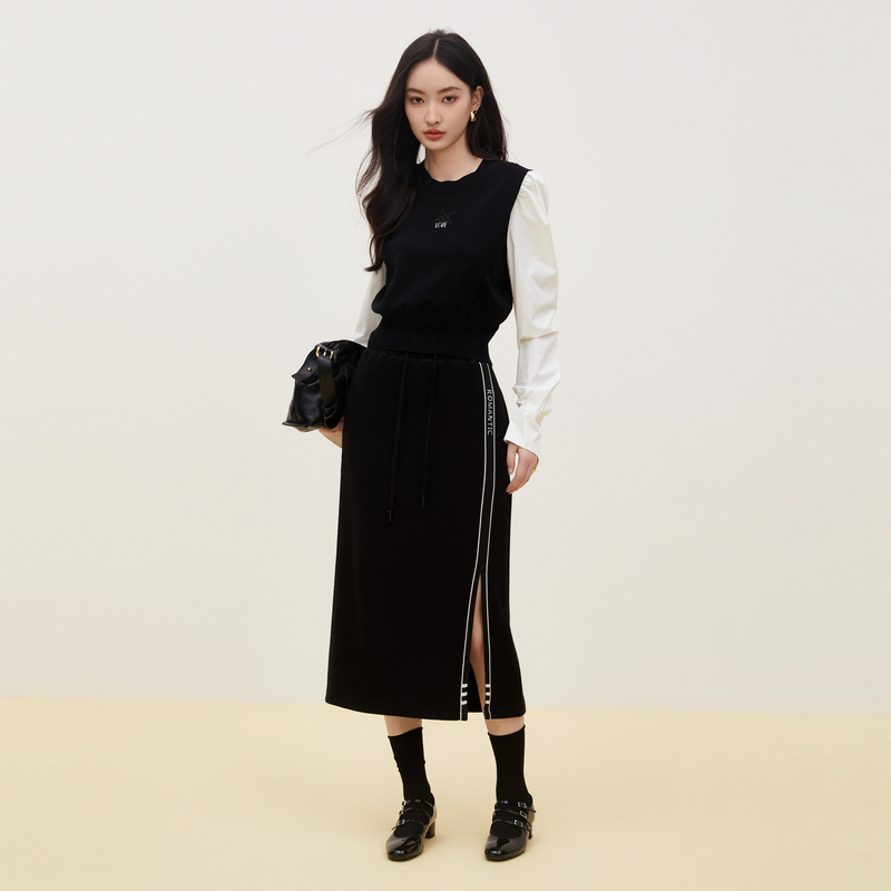 XG雪歌中长款织带拼接半身裙时尚冬季新款开叉设计黑色包臀裙女装 - 图0