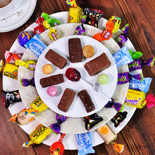 俄罗斯进口巧克力夹心混合糖果500g/袋 喜糖 年货零食 休闲零食 - 图0