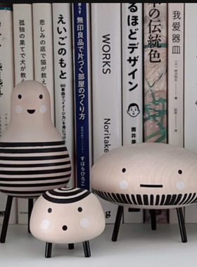 达维塔人物装饰品3件套/实木摆件