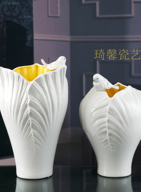 北欧创意禅意花间客厅酒店橱柜陶瓷家居花瓶摆件客厅插花花瓶简约
