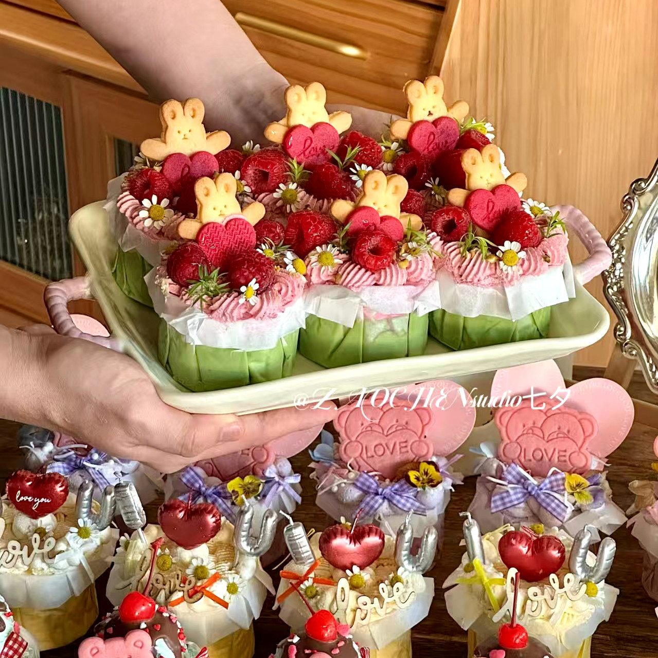 小熊蛋糕装饰木质LOVE爱心饼干生日情人节礼物粉色插牌,淘宝优惠券,粉丝福利购,淘宝优惠卷