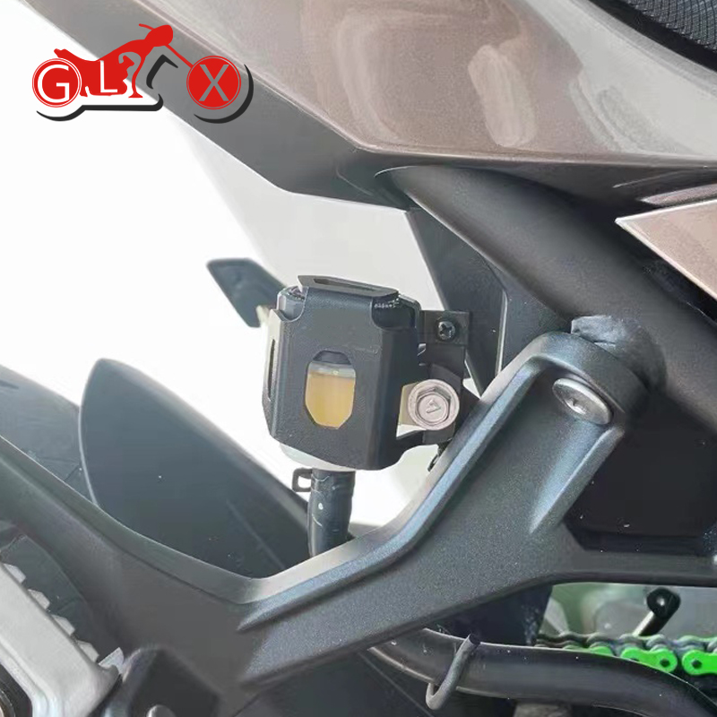 适用雅马哈YZF R1 R3 R6 R25 R15 V3 MT03改装配件后油壶罩保护盖 - 图0