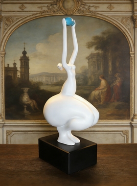 禅意抽象瑜伽雕塑举球客厅摆件