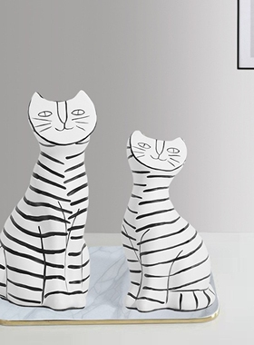 现代简约创意漫画猫咪雕塑摆件