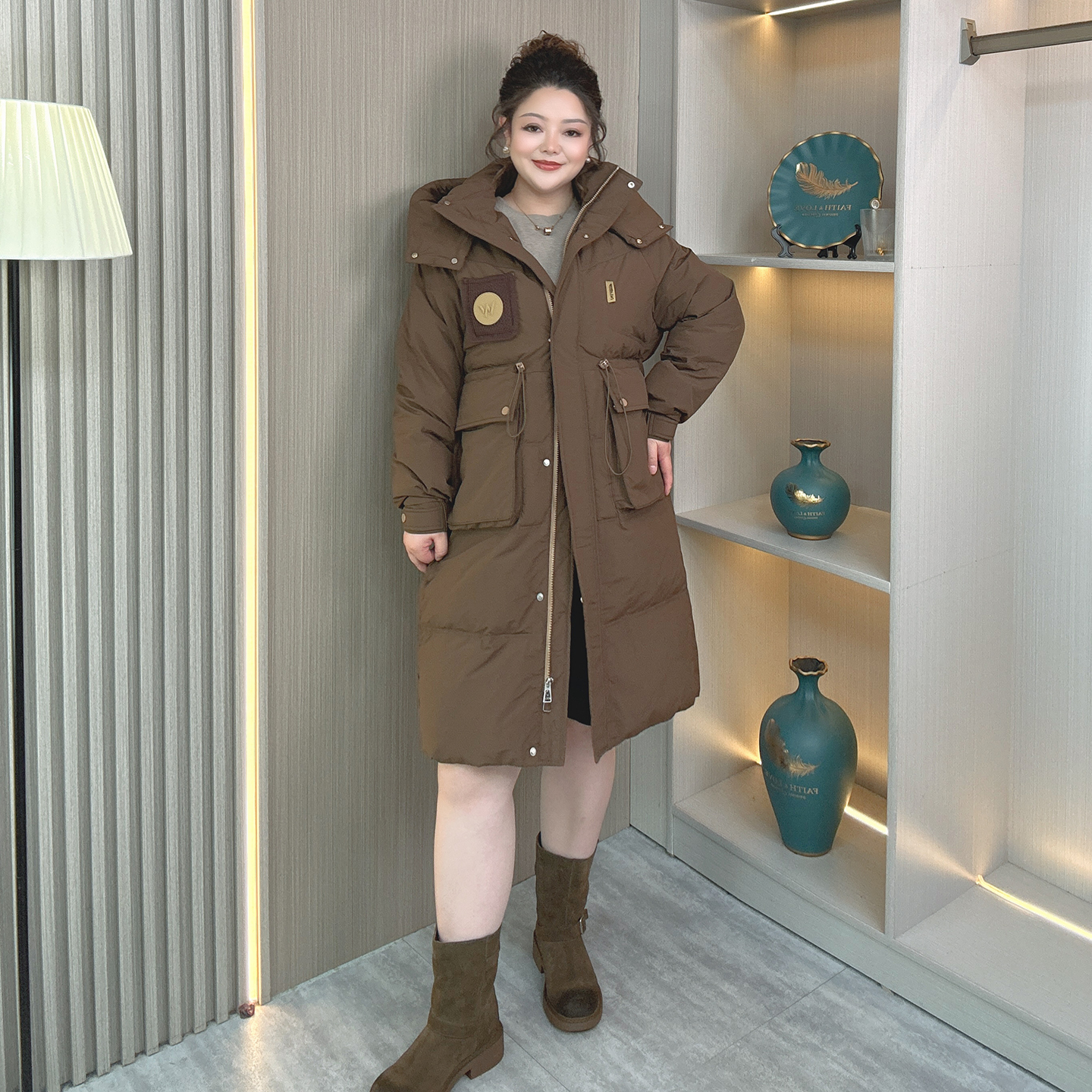 2025新款冬装中长款羽绒服女大码胖mm宽松连帽白鸭绒加厚保暖外套 - 图1