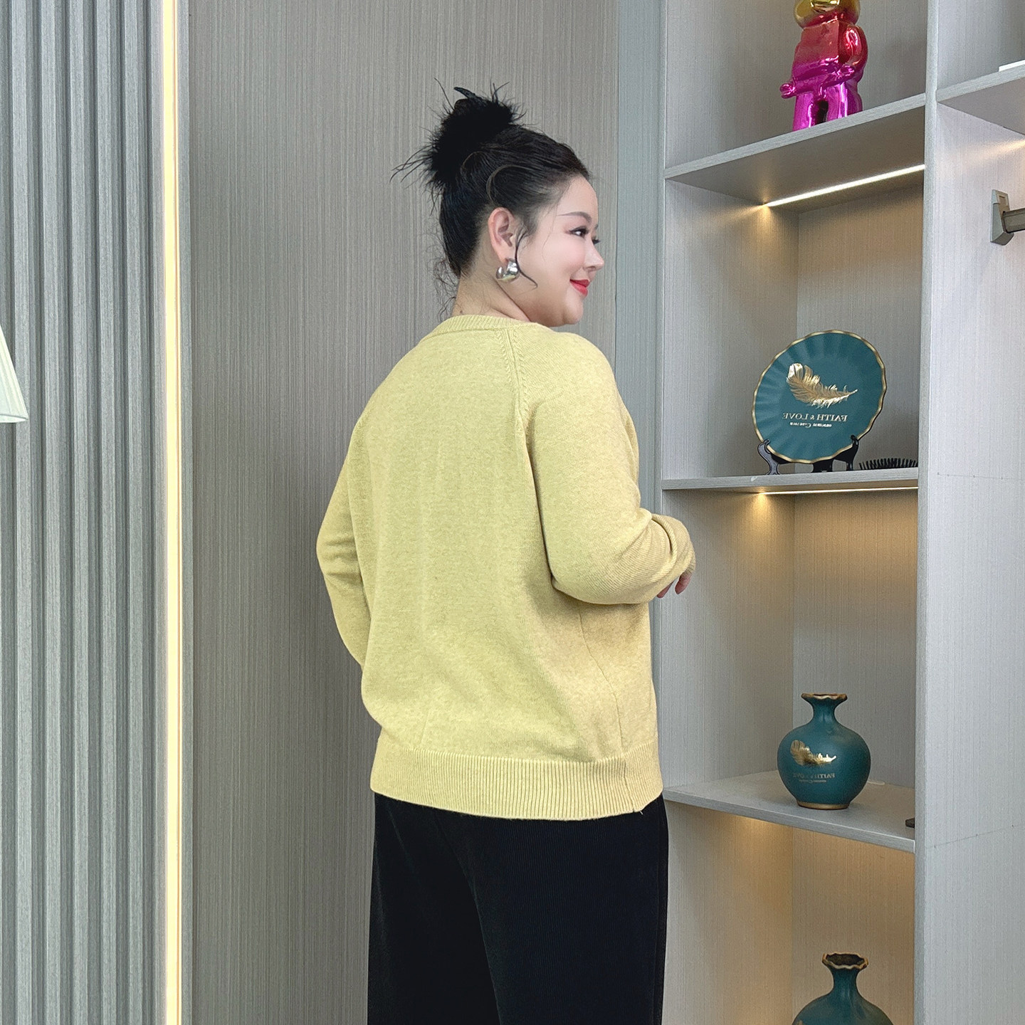 大码女装胖mm秋冬新款韩系刺绣高级慵懒宽松显瘦针织开衫毛衣外套,淘宝优惠券,粉丝福利购,淘宝优惠卷