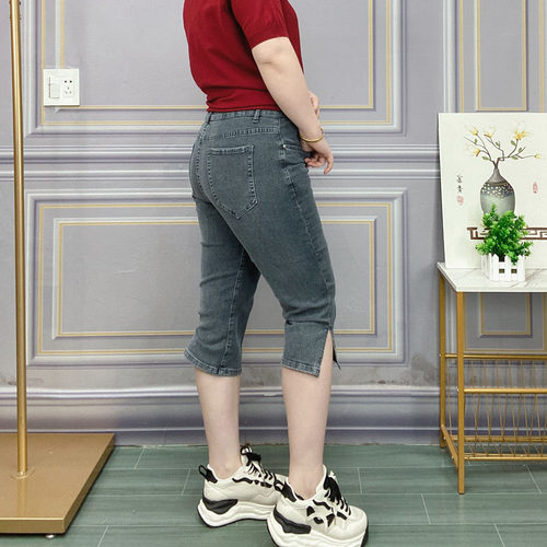 200斤大码女装夏季新款高腰弹力牛仔裤女胖mm直筒显瘦开叉七分裤 - 图2