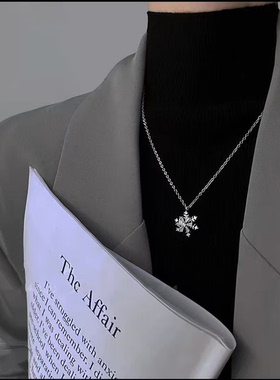 精致轻奢雪花吊坠项链秋冬毛衣链项饰女精致百搭精致百搭轻奢锁骨