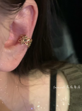 法式鸢尾镂空无耳洞显瘦耳骨夹