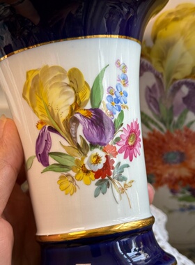 Meissen梅森鸢尾花手绘花瓶烛台