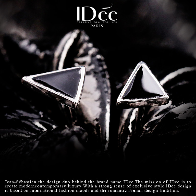 法国idee银饰男女同款黑三角形耳钉 idee耳钉