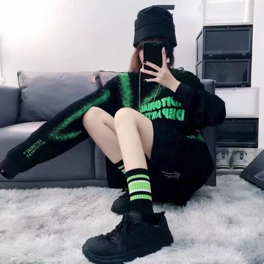 Double pack spring and summer trendy sports style solid color socks