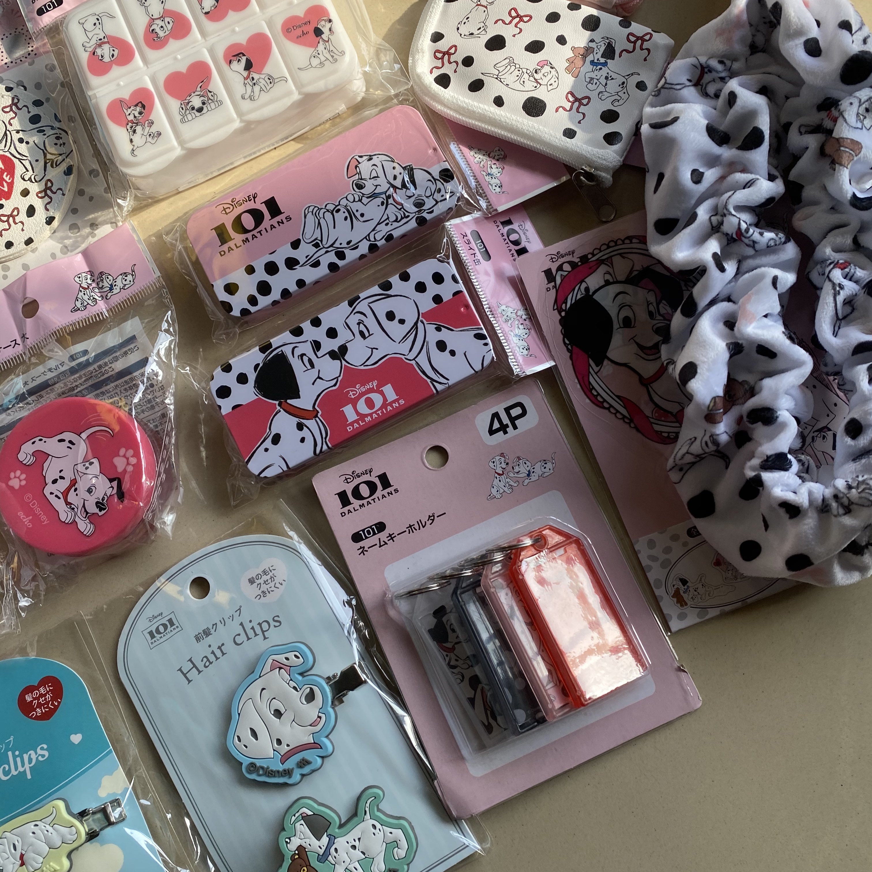 208现货日本101忠狗斑点狗限定贴纸小铁盒树脂杯垫无痕夹收纳盒,淘宝优惠券,粉丝福利购,淘宝优惠卷