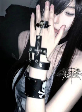 原创亚文化暗黑朋克黑色手环皮手链手背链手饰