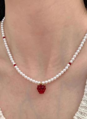 夏日红色树莓吊坠项链度假风小众珍珠串珠项链新款独特显白锁骨链