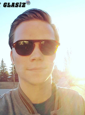 墨镜复古风炫彩连体百搭太阳镜