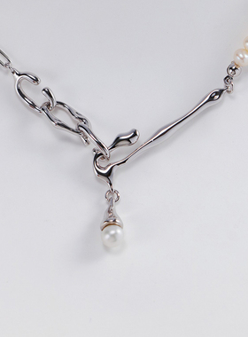 原创约会高级感神秘法式特别女生925纯银镀18k金个性时尚珍珠项链