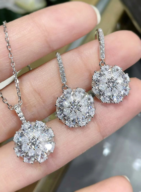 格桑花项链小众设计感欧美高级感女锁骨链秋冬毛衣链百搭新款颈链