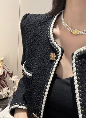 字母纽扣多层珍珠项链女冰透黄choker颈链锁骨链轻奢高级24新款