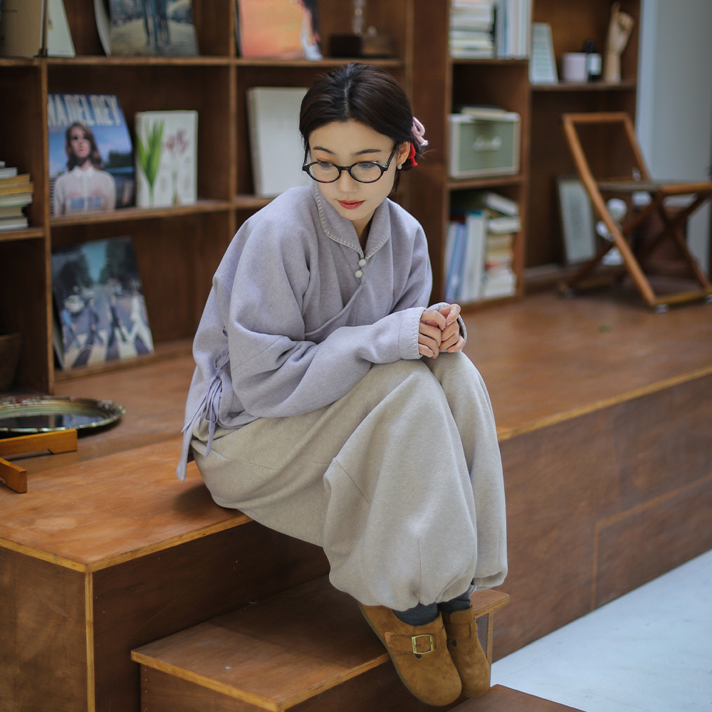 糖果盒子 | 12月1号晚8点上新!加绒翻领衫 秋冬汉服打底上衣 - 图2