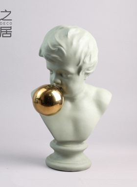 现代轻奢半身人物雕像摆件男儿童吹泡泡样板房客厅办公区软装饰品