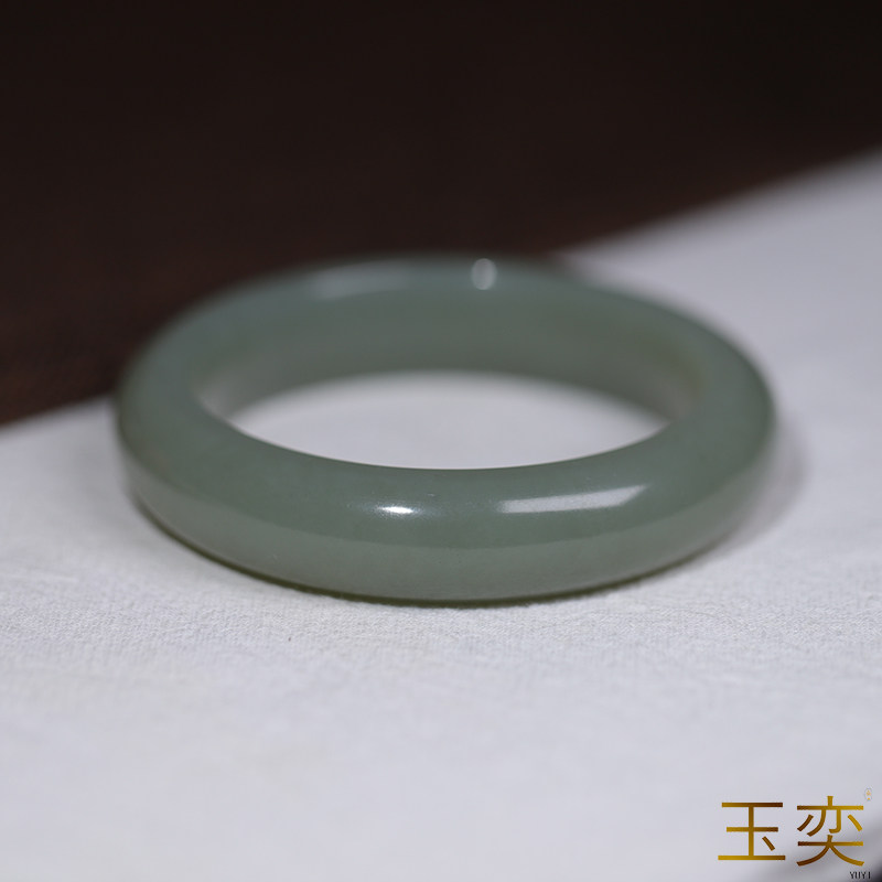 玉奕新疆和田玉籽料沙枣青玉镯手镯青玉正装玉手镯女士妈妈镯,淘宝优惠券,粉丝福利购,淘宝优惠卷