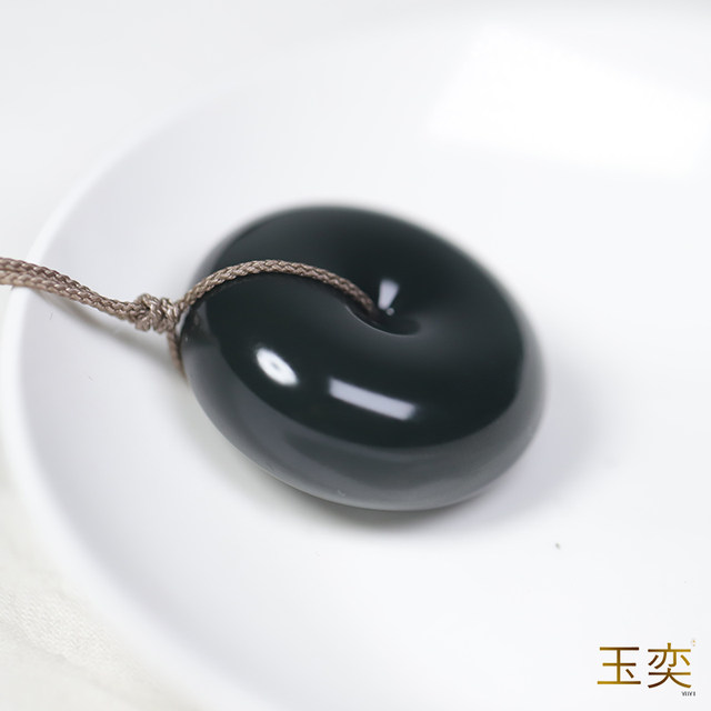 Elaeagnus angustifolia green Sugong jade pendant special pendant seed material