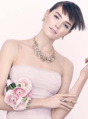 Styleavenue原创设计花朵项链