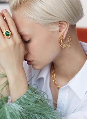 poppee祖母绿宝石戒指女复古英国宫廷风高级感Ottoman Hands指环