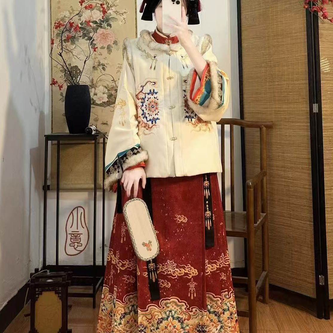 大码汉服女胖mm200斤秋冬加绒加厚重工刺绣汉元素马面裙日常显瘦,淘宝优惠券,粉丝福利购,淘宝优惠卷