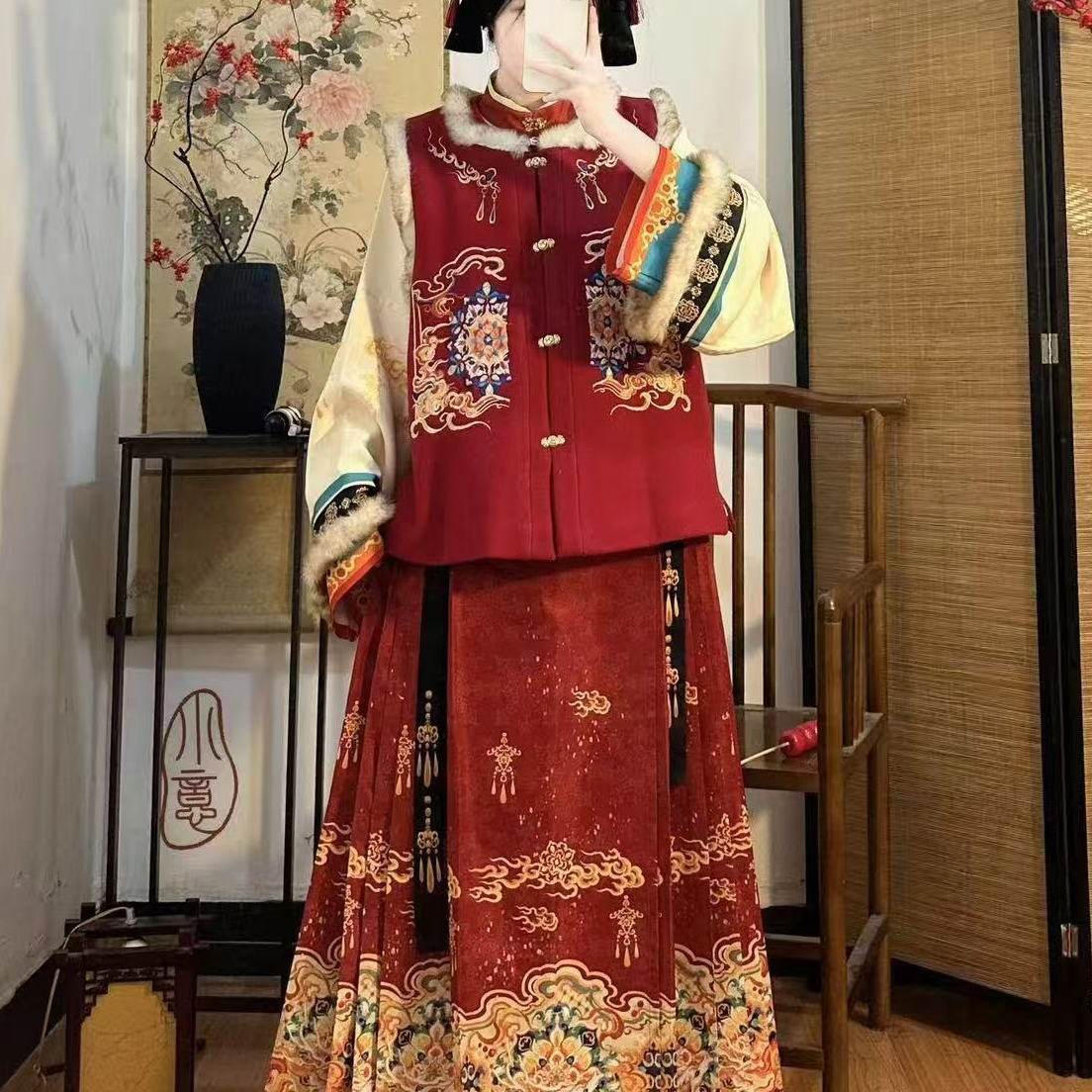 大码汉服女胖mm200斤秋冬加绒加厚重工刺绣汉元素马面裙日常显瘦,淘宝优惠券,粉丝福利购,淘宝优惠卷