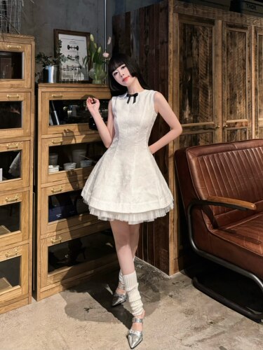 对版现货】千金名媛气质甜美少女蕾丝蓬蓬裙小礼服收腰抹胸连衣裙 - 图1