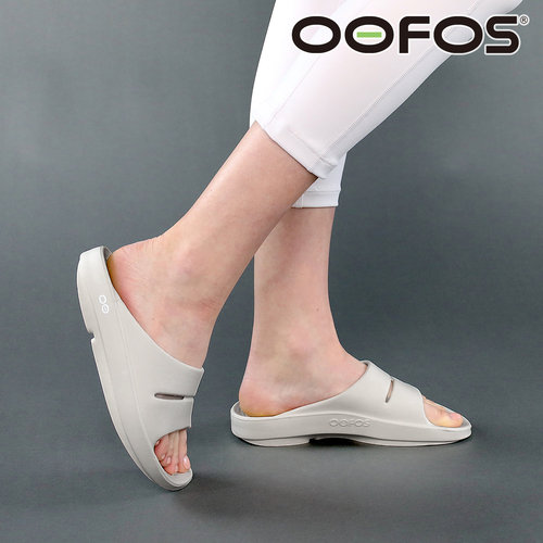 OOFOS正品男女休闲百搭运动居家日常足弓支撑舒缓减震一字拖鞋 - 图0