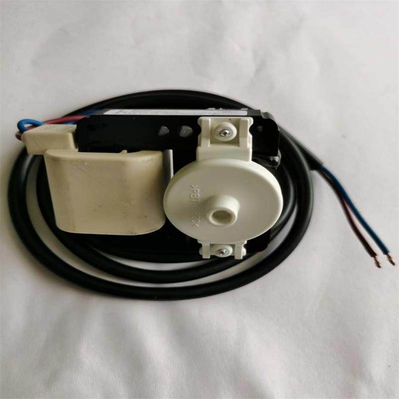 EBMPAPST冷柜冰箱电控箱散热风扇微型罩极电机EM2513LN6.3W0.95W,淘宝优惠券,粉丝福利购,淘宝优惠卷