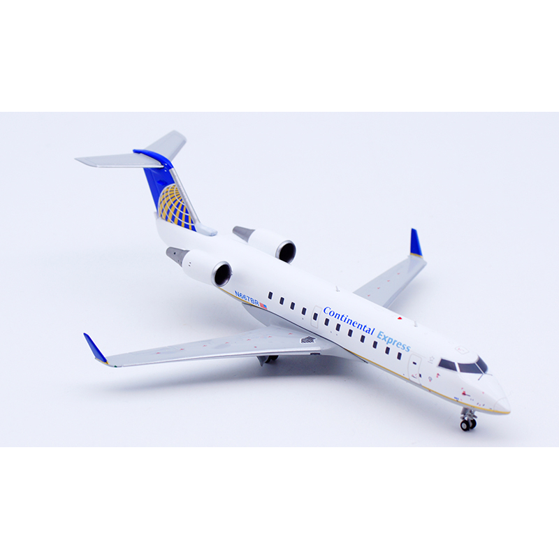 JC Wings 1:200美国大陆航空 CRJ- 200ER N667BR合金飞机模型-图2